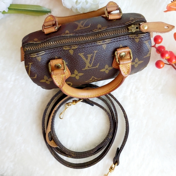 ‼️SOLD‼️ Louis Vuitton Mini Speedy with strap - Picture 12 of 16